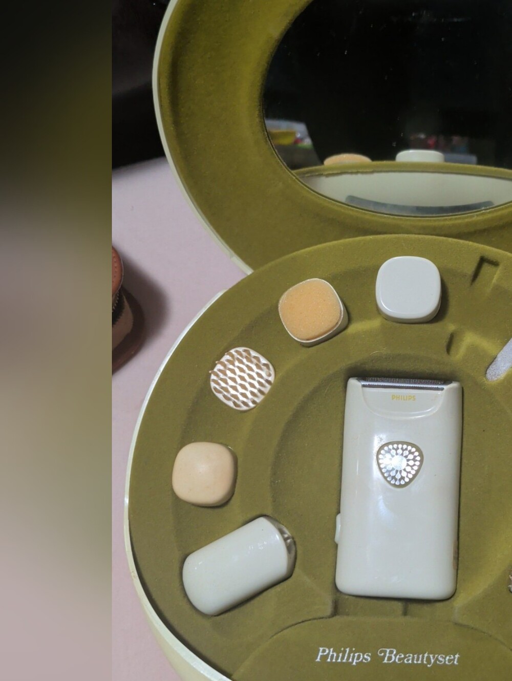 vintage 1970s Philips Beautyset electric manicure, pedicure, and shaver kit